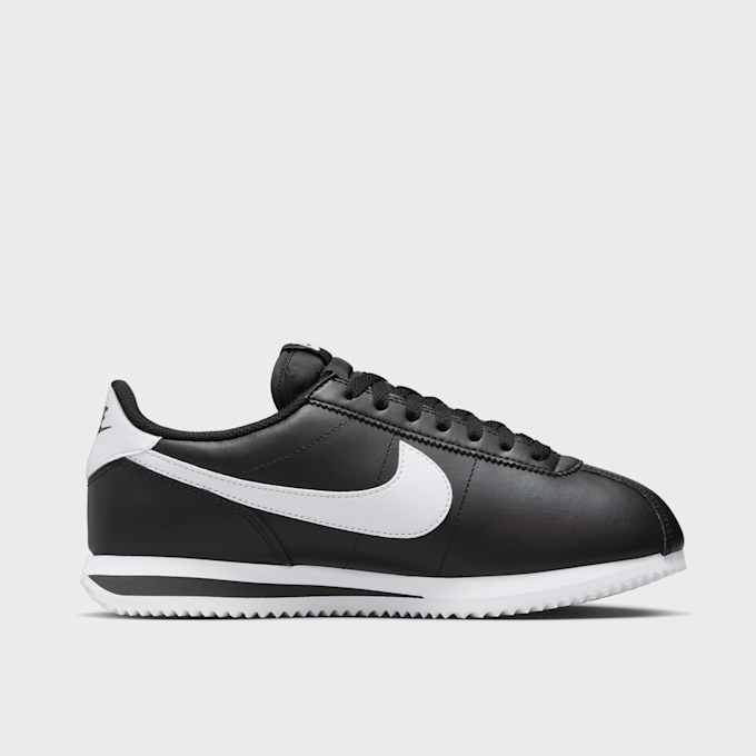 Nike WMNS Cortez negro 28334 2