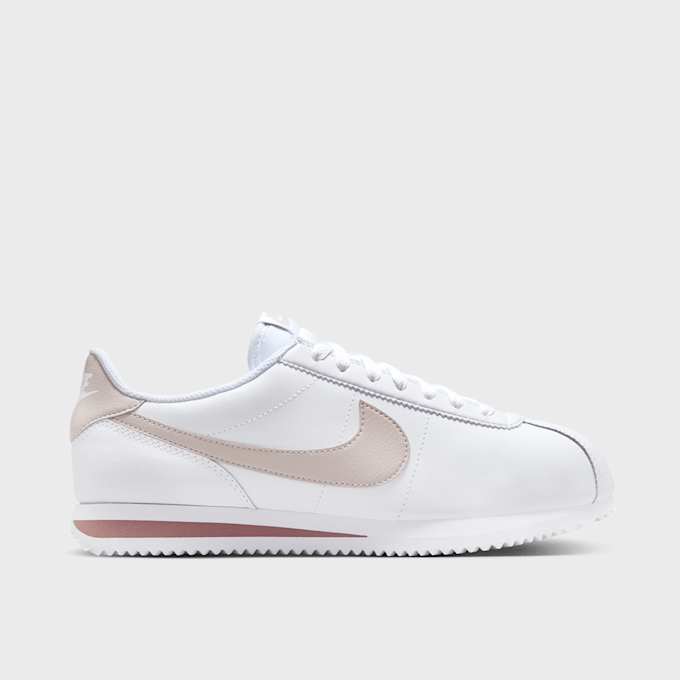 Nike WMNS  Cortez blanco 28335 2