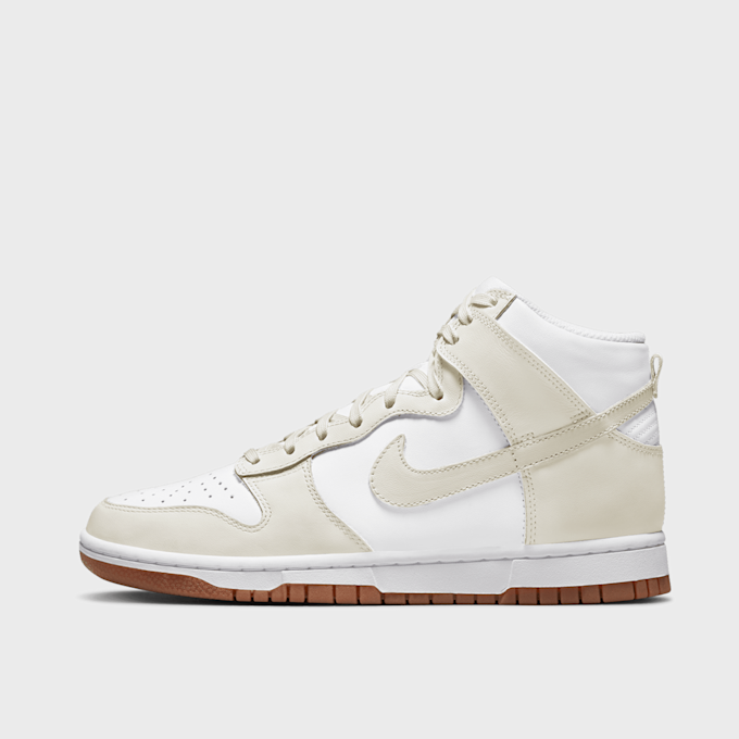 Nike WMNS Dunk High weiß 28337 1
