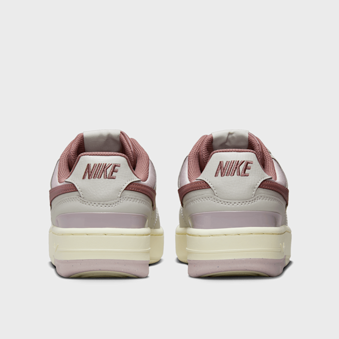 Nike WMNS Gamma Force gris 28342 5