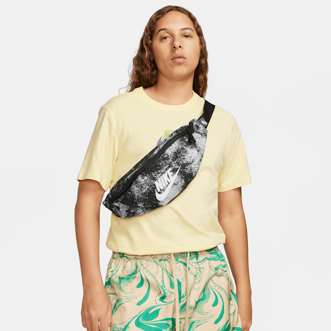 Nike Heritage Waistbag-Rorschach schwarz 28379 8