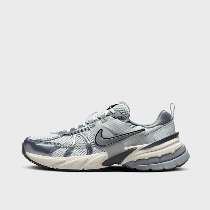 Nike WMNS V2K Run grigio 28408 1