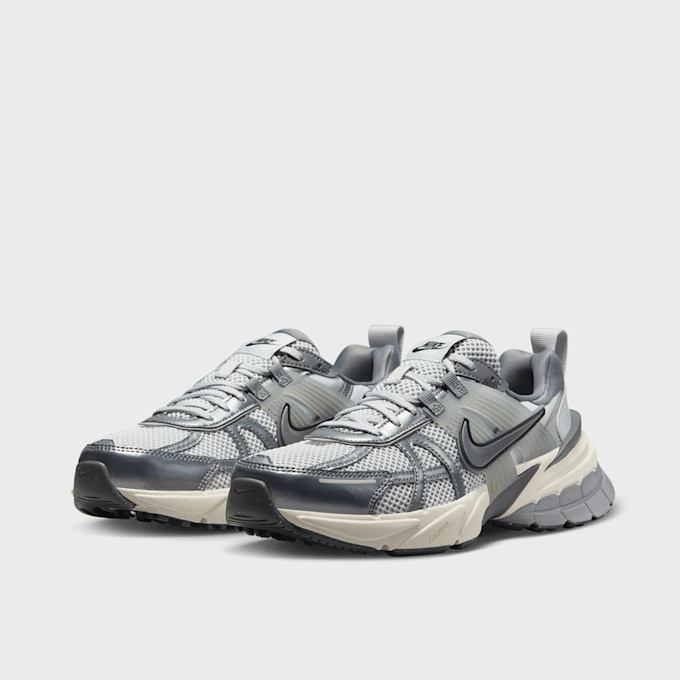 Nike WMNS V2K Run grigio 28408 4