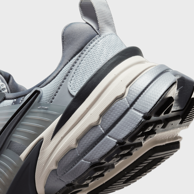 Nike WMNS V2K Run grigio 28408 7
