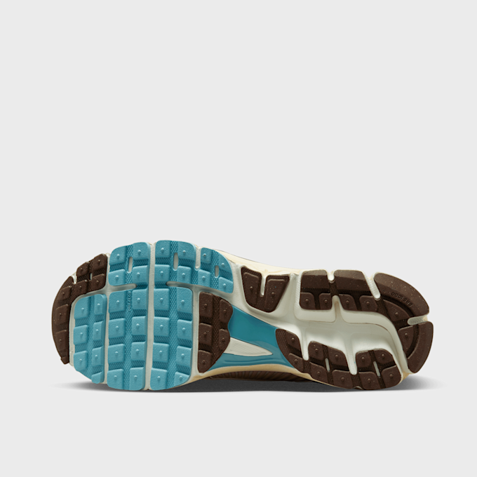 Nike WMNS Zoom Vomero 5 bege 28411 3