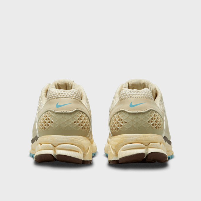 Nike WMNS Zoom Vomero 5 beige 28411 5