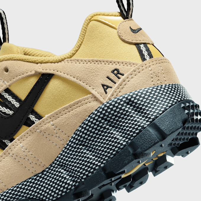 Nike WMNS Air Humara geel 28428 7