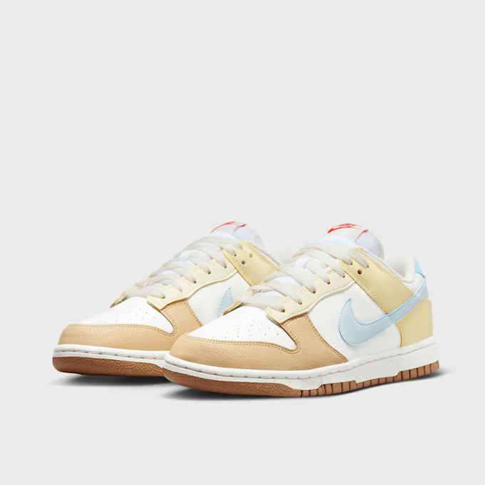 Nike WMNS Dunk Low Next Nature beige 28438 4
