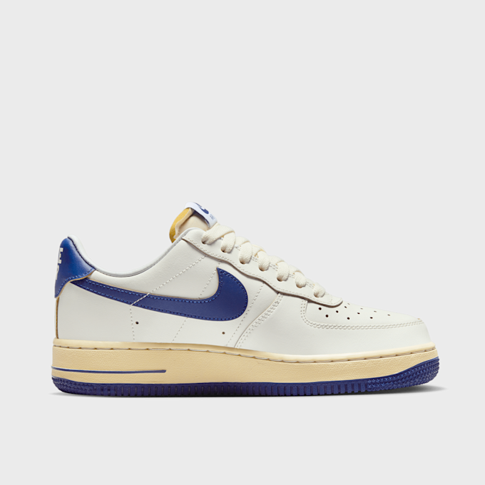 Nike   WMNS Air Force 1 '07 beige 28440 2