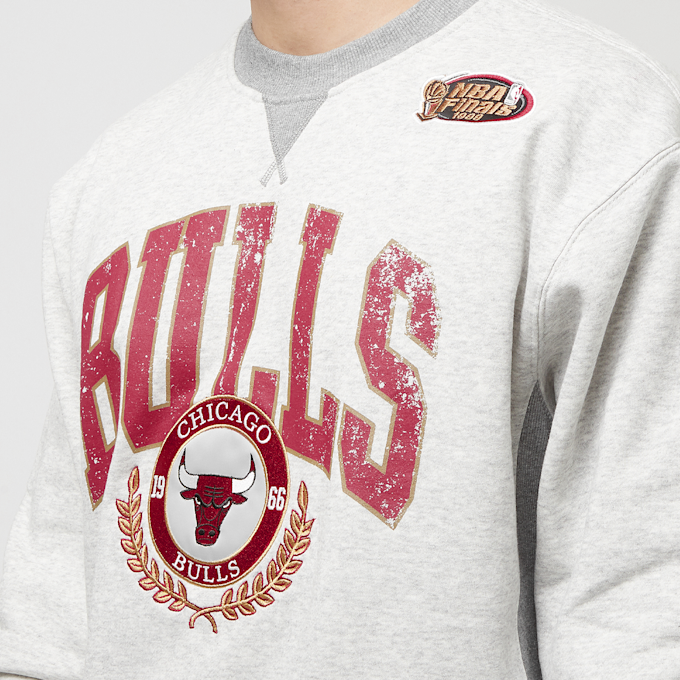 Mitchell & Ness NBA Premium Fleece Crew Chicago Bulls gris 28509 3