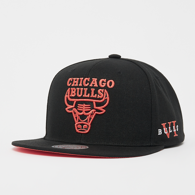 Mitchell & Ness NBA Core VI Snapback Chicago Bulls schwarz 28611 1