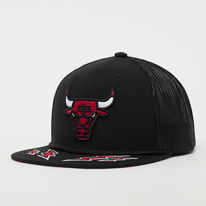 Mitchell & Ness Recharge Trucker NBA Chicago Bulls schwarz 28619 1