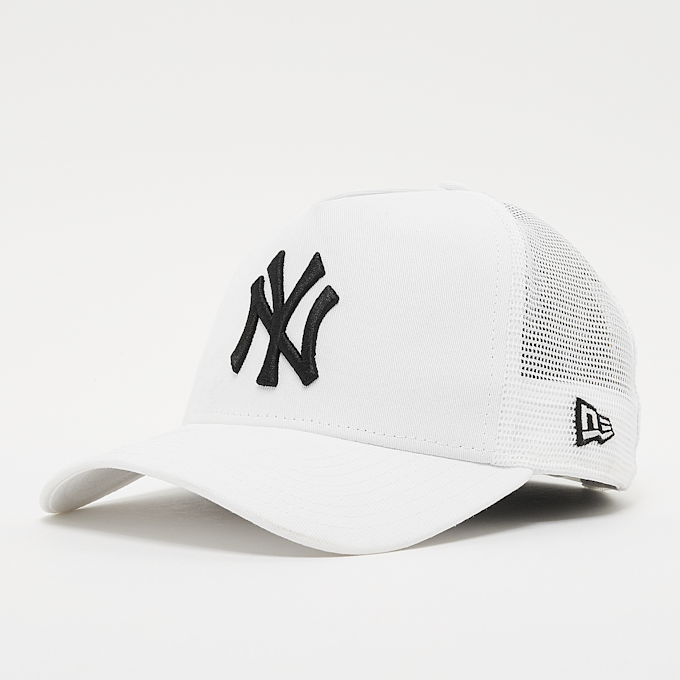 New Era 9Forty AF Trucker New York Yankees biały 28640 1