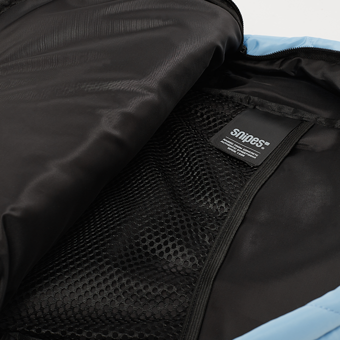 SNIPES Rubber Badge Basic Logo Diamond Quilted Backpack blau 28949 6