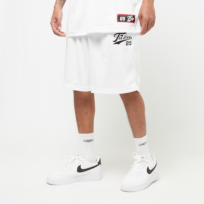 FUBU Varsity Mesh Shorts blanco 30144 1