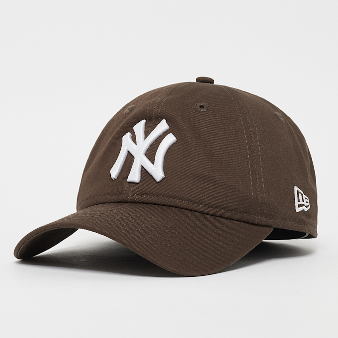 New Era 9 Twenty League Essential New York Yankees braun 30612 1