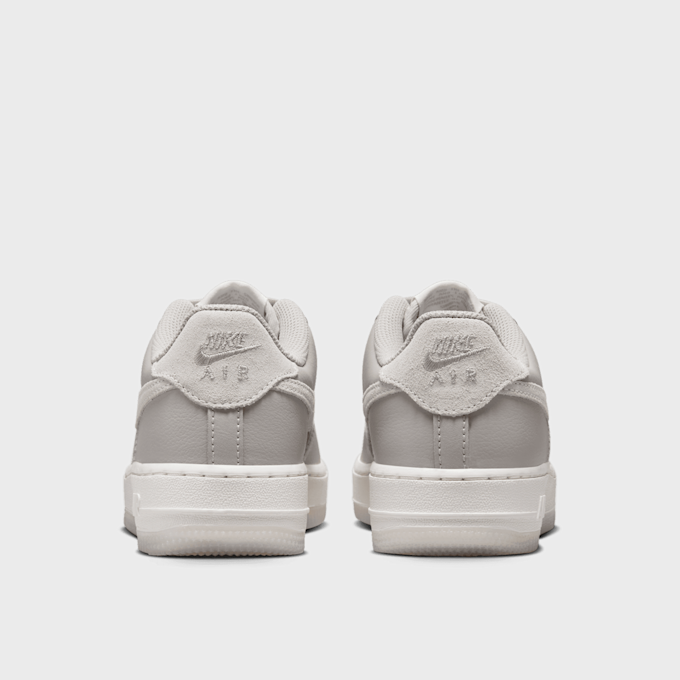 Nike Air Force 1 LV8 2 (GS) grau 30989 5