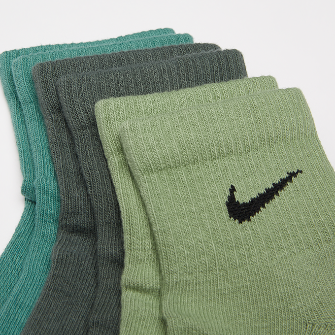 Nike 3 PACK - Everyday Plus Cushioned vert 31030 2
