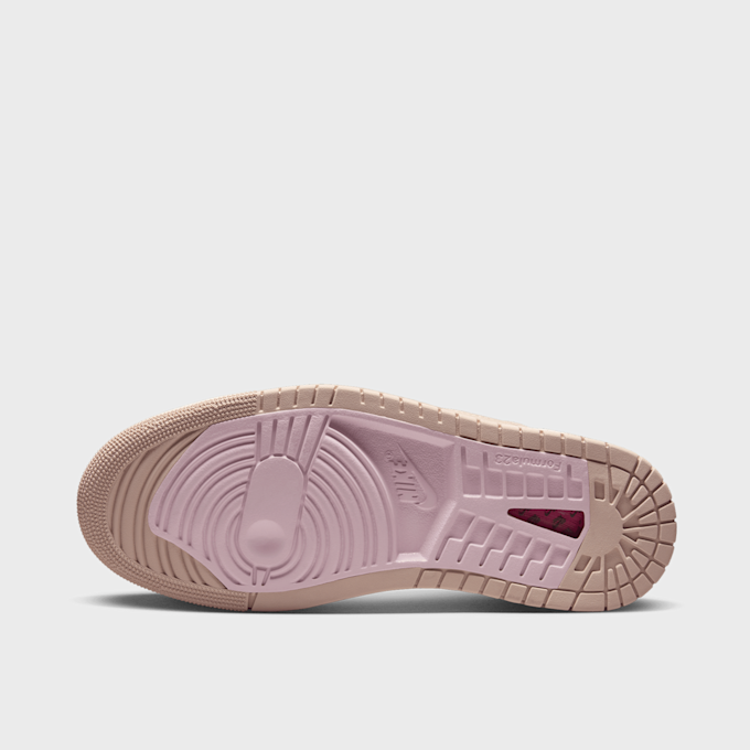 Jordan WMNS Air Jordan 1 Zoom CMFT 2 beige 31122 3