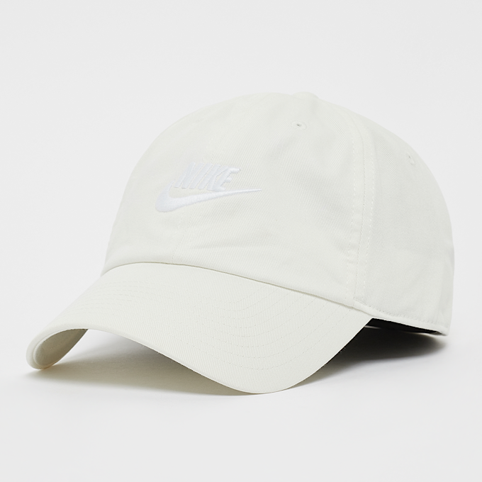 Nike Club Cap Futura Wash blanc 31227 1
