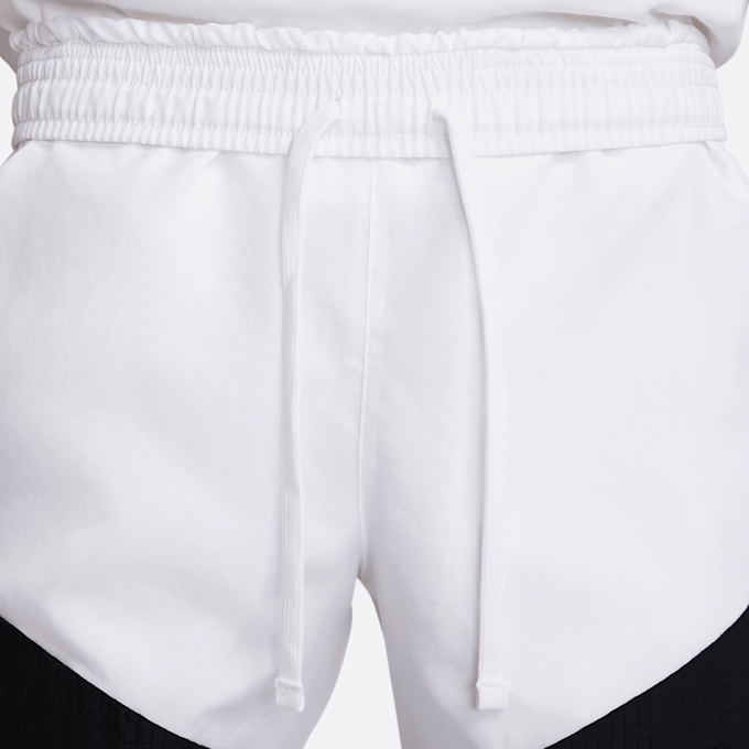 Nike Sportswear Swoosh Air Shorts Woven weiß 31253 3