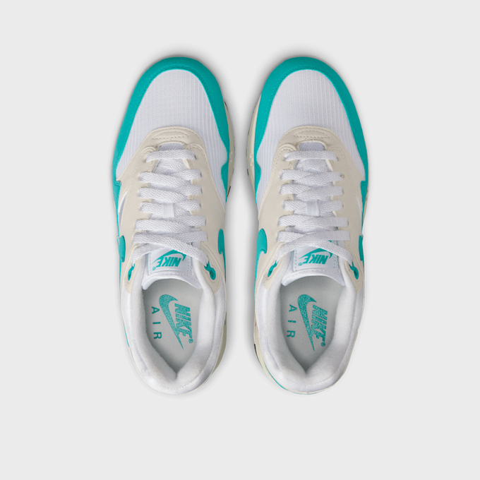 Nike WMNS Air Max 1 blanc 31263 6
