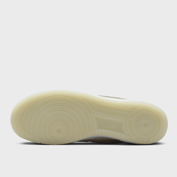 Nike Air Force 1 '07 LV8 beige 31298 3