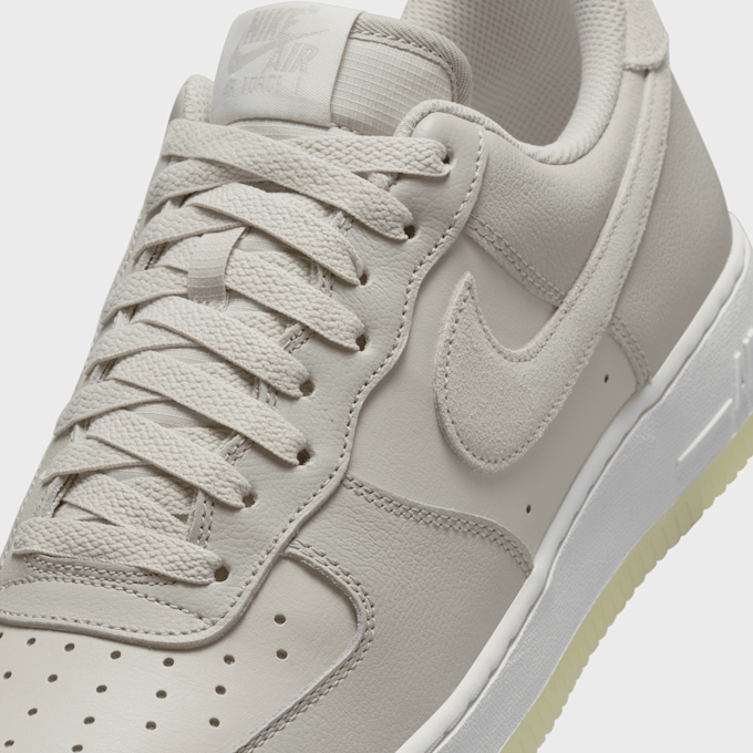 Nike Air Force 1 '07 LV8 beige 31298 7