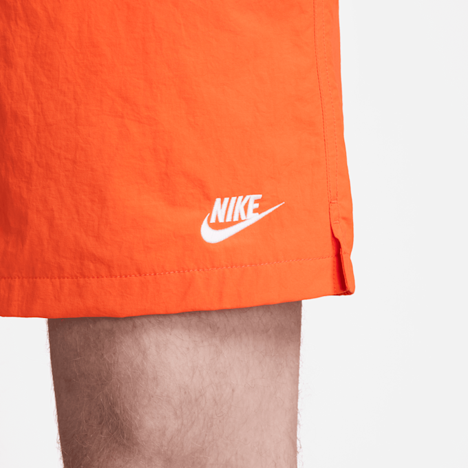 Nike Club Flow Shorts naranja 31352 4