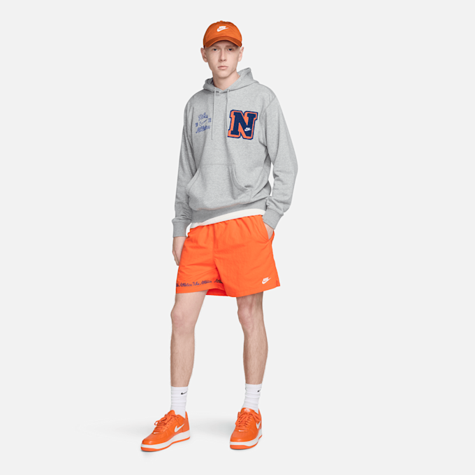 Nike Club Flow Shorts naranja 31352 6