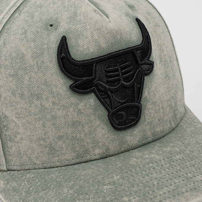 Mitchell & Ness Washed Out Tonal Pro Snapback NBA Chicago Bulls grau 31427 4