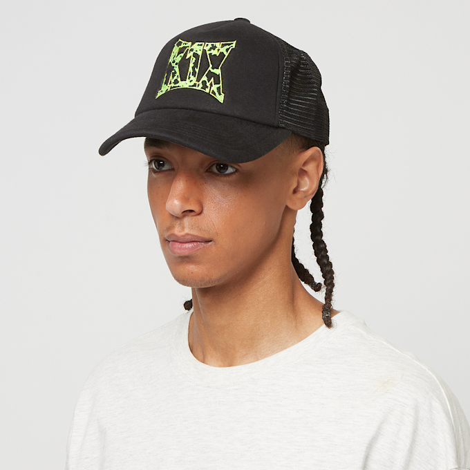 K1X Logo Trucker Cap schwarz 31455 5