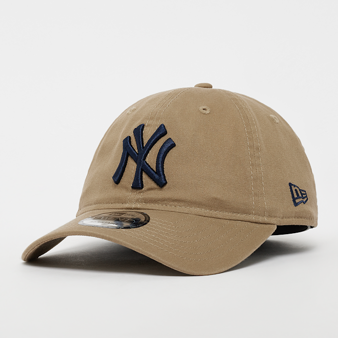 New Era 9Twenty Core Classic 2.0 MLB New York Yankees beige 31558 1
