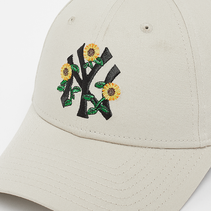 New Era 9Forty Floral MLB New York Yankees beż 32100 4