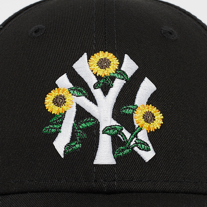 New Era 9Forty FEMALE FLORAL in MLB New York Yankees blk/whi nero 32101 4
