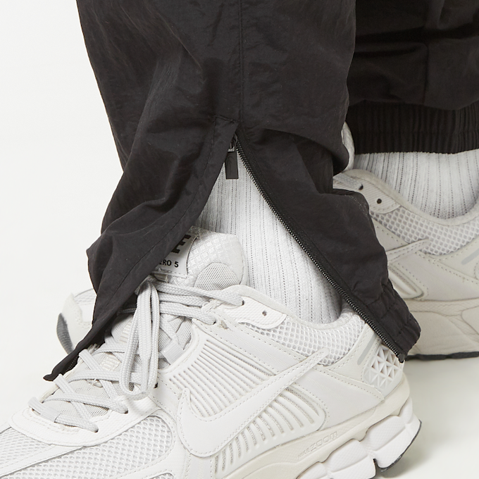 Karl Kani Sport Patch Essential Trackpants black noir 41376 5