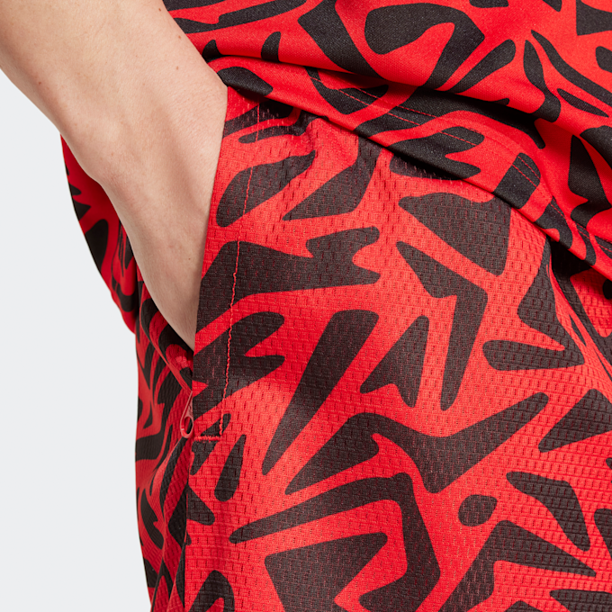 adidas Originals AOP SHORTS better scarlet rouge 32547 4