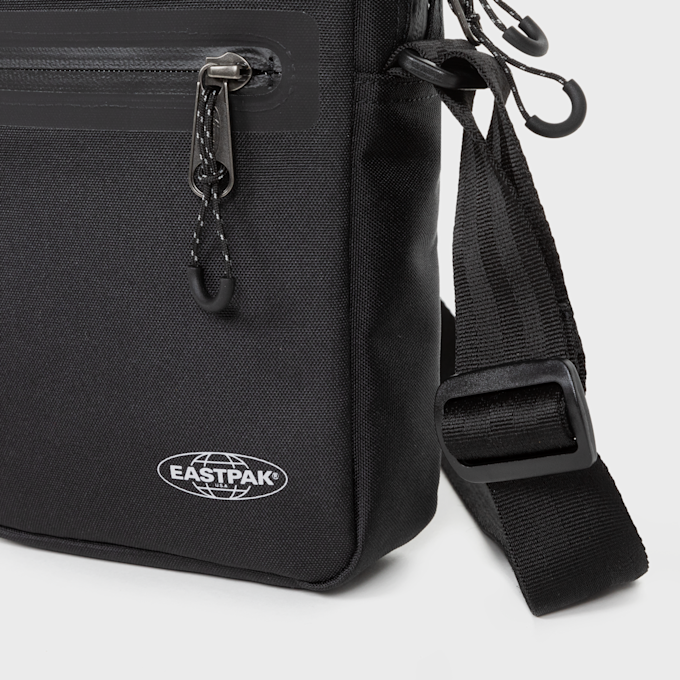 Eastpak The One schwarz 32594 4