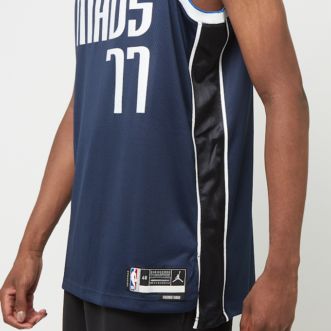 Jordan Luka Doncic Dallas Mavericks Statement Edition Dri-FIT NBA Swingman Jersey blu 32655 3