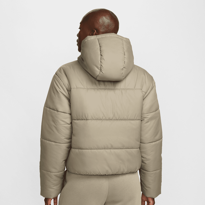 Nike   Sportswear Therma-FIT Classic Puffer beige 29484 2