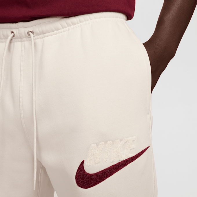 Nike Club Fleece Jogger beige 29524 3