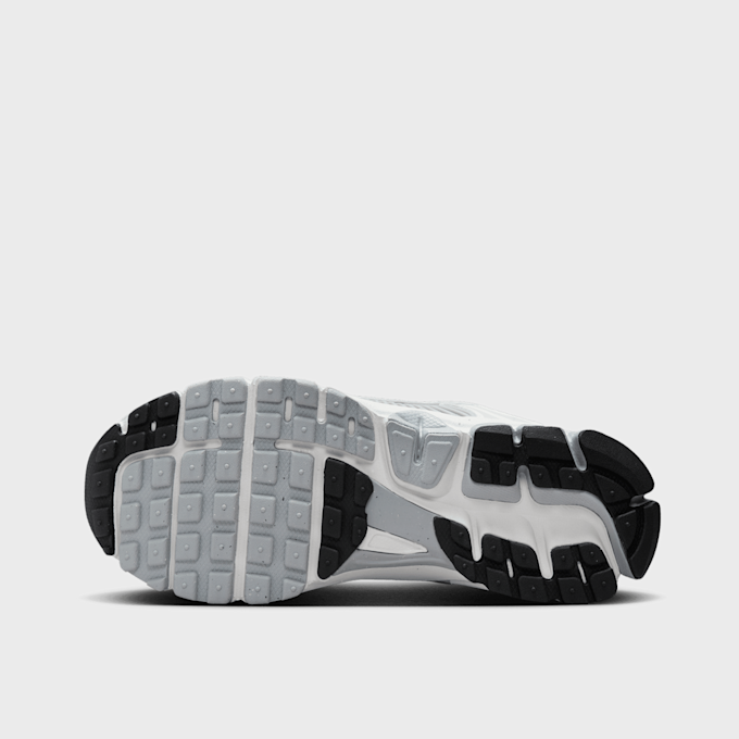 Nike   Zoom Vomero 5 (GS) biały 29567 3