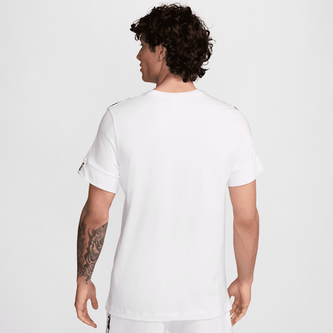 Nike Sportswear Repeat Tee wit 29598 2