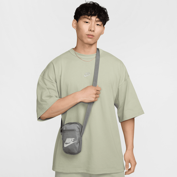 Nike Heritage Crossbody Bag cinzento 29688 7