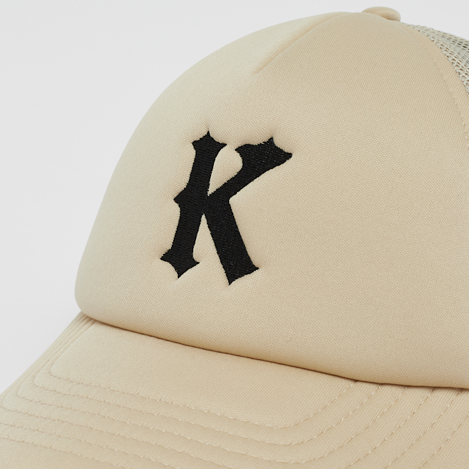 Karl Kani Embroidery Trucker Cap beż 41496 4