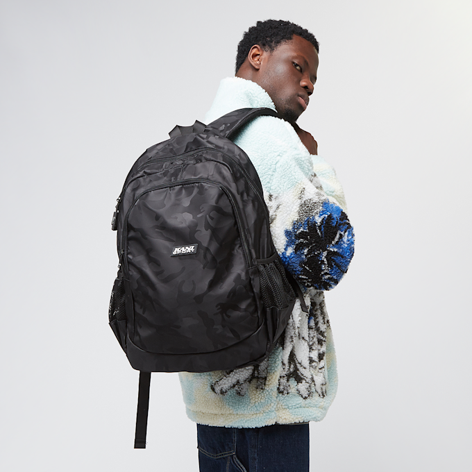 Karl Kani Sport Patch Camo Backpack noir 40747 6