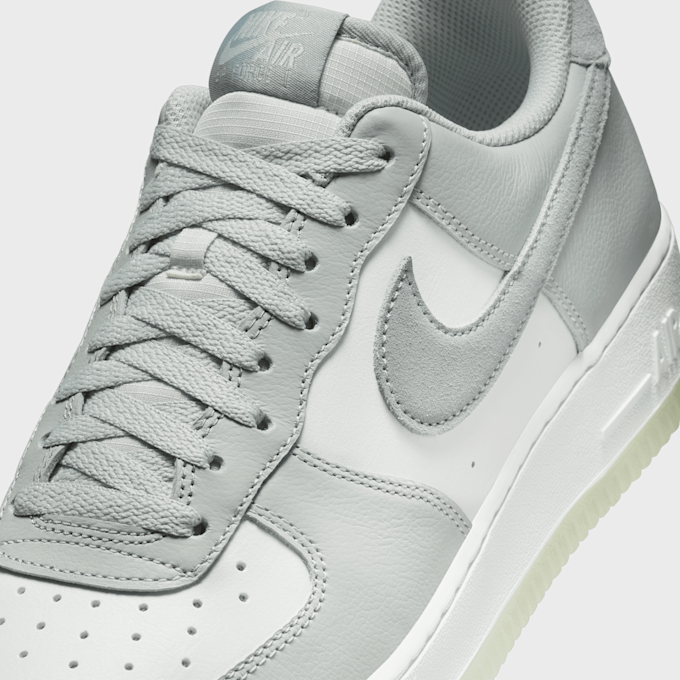 Nike Air Force 1 '07 LV8 blanc 29767 7
