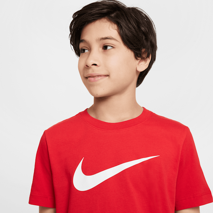 Nike Sportswear T-Shirt rouge 29822 3