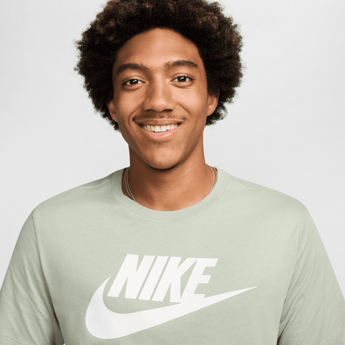 Nike Sportswear T-Shirt Icon Futura vert 29930 3