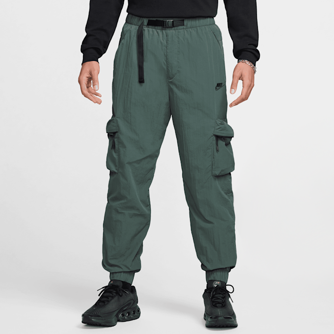 Nike Tech Woven Cargo Pants vert 30031 1